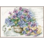 Набор для вышивки крестом LanArte Hydrangea on a bench Гортензия на скамейке
