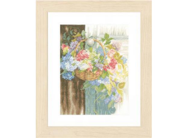 Набор для вышивки крестом LanArte Flower Basket "Корзина цветов"